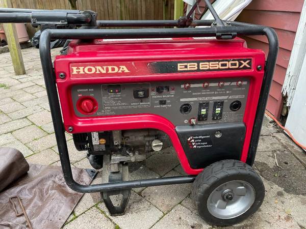 Photo Honda EB 6500 X Generator $1,500