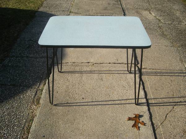 Photo Mid Century childs table $30