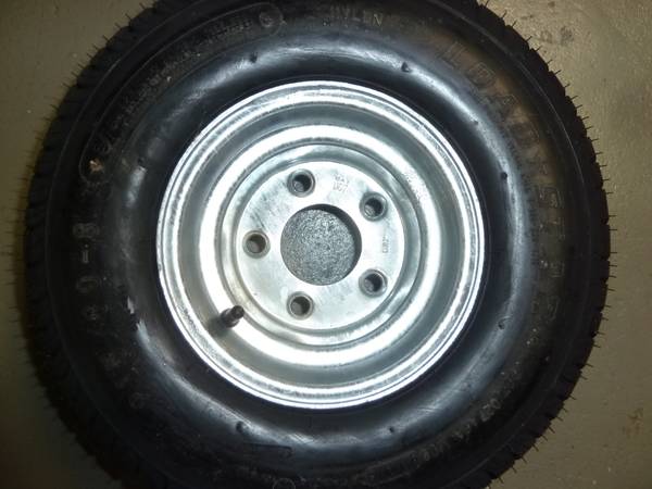 Photo NEW 21560-8 LOAD STAR Tire 8 5 Lug silver trailer wheel 18.5x8.5- $90