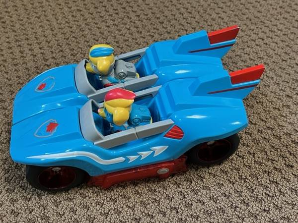 Photo PAW Patrol  Mighty Twin Pups Split Pull-Back Vehicle wLights, Sounds $15