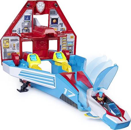 Photo PAW Patrol  Ryders 2-in-1 Mighty Jet Command Center with Lights and $35