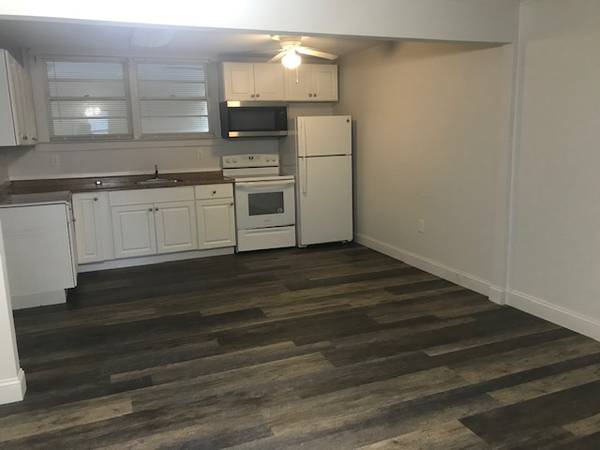 Photo Renovated Apt wBeach and Country Club Access $1,950