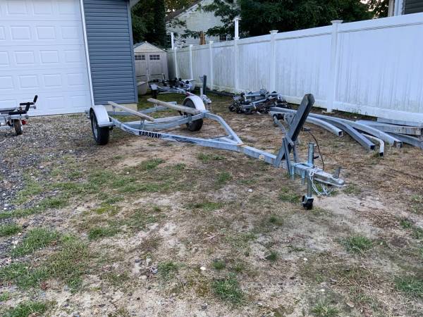 Photo Single axle Bunk trailer with 15-19 $1,200