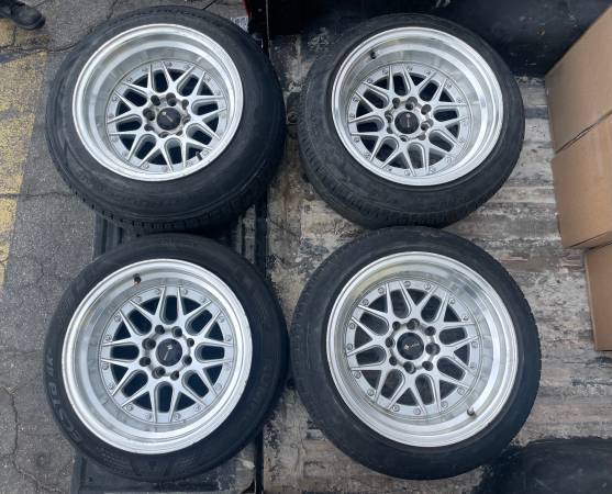 Photo 15 aluminum - 2 pcs wheels -- 4 x 114.3 4 x 4.5  DATSUN - HONDA -NI $399