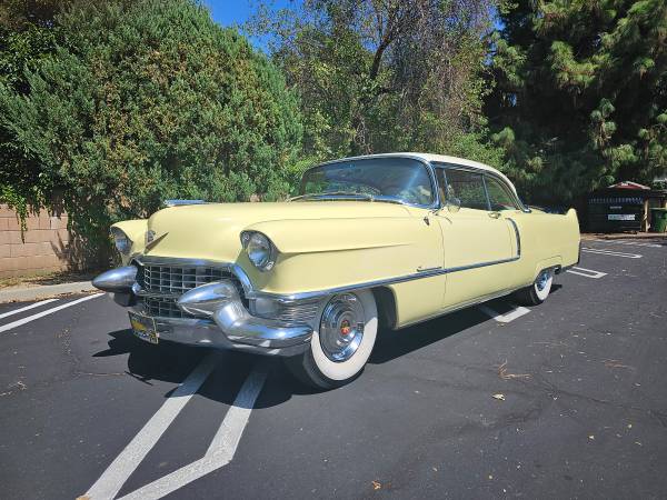 Photo 1955 Cadillac Coupe DeVille $34,000
