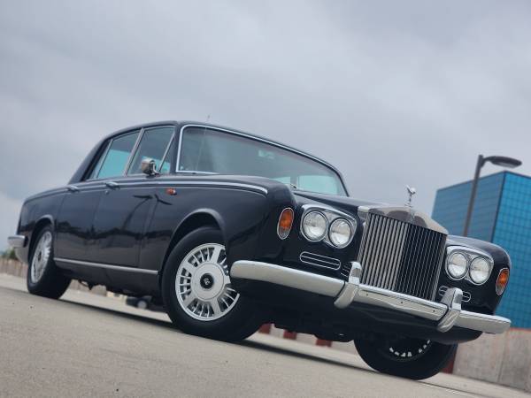 Photo 1967 ROLLS ROYCE SILVER SHADOW RIGHT HAND DRIVE  CLASSIC COLLECTIBLE $19,999