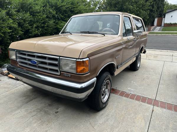 Photo 1987 Ford Bronco $7,000