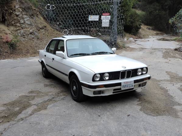 Photo 1991 BMW 318i E30 $10,800