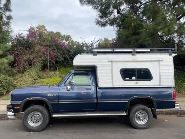 Photo 1992 Dodge w250 Diesel 4x4 Truck Cer - $18,500 (Santa Monica)
