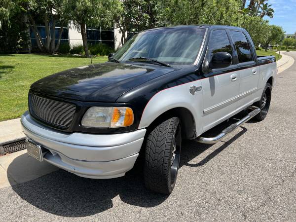 Photo 2001 Ford F-150 Harley Davidson 4dr SuperCrew Styleside Best In Califo $6,495