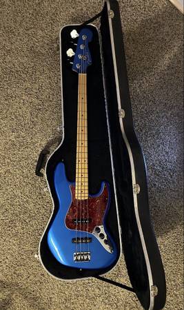 2007 Fender American Standard Jazz Bass $1,200