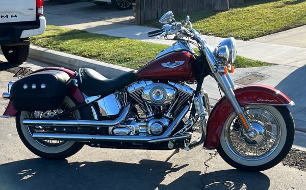 Photo 2008 Softail Deluxe Harley Davidson Mint Low Miles $9,800