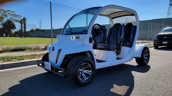 Photo 2013 GEM E4 40MPH Electric Club Car Golf Cart NEV Street LEGAL Radio - $11,950 (firm price - SEAL BEACH)
