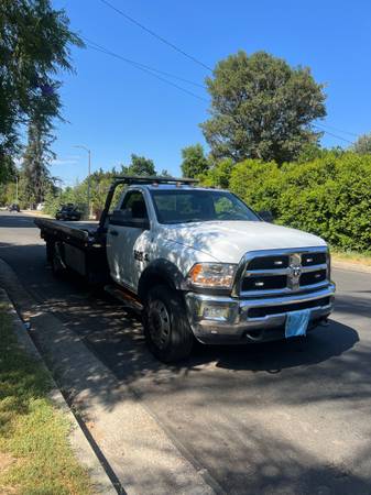 Photo 2014 Dodge Ram 5500 Tow Truck $55,000