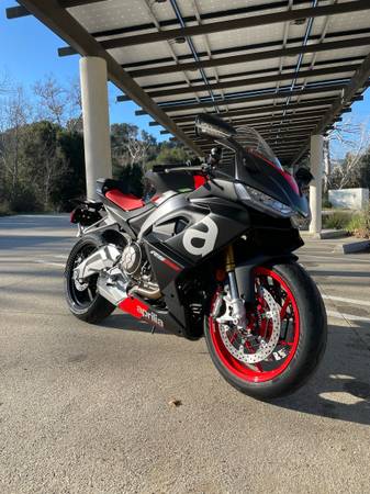 Photo 2023 Aprilia RS 660 RS660 Apex Black $11,000