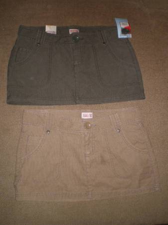 Photo (2) MOSSIMO MICRO MINI SKIRTS NEW w TAGS GREEN and TAN XS Small $20