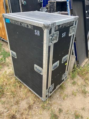 Photo 2 Marshall Hd. 6 Sp. S.M. Rk. Road Case $250