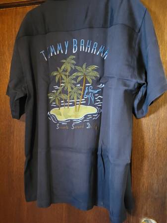 Photo (2) NIP Tommy Bahama SS Embroidered Silk Mens shirts sz L $85