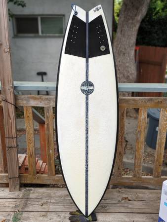 Photo 53 js black baron surfboard $400