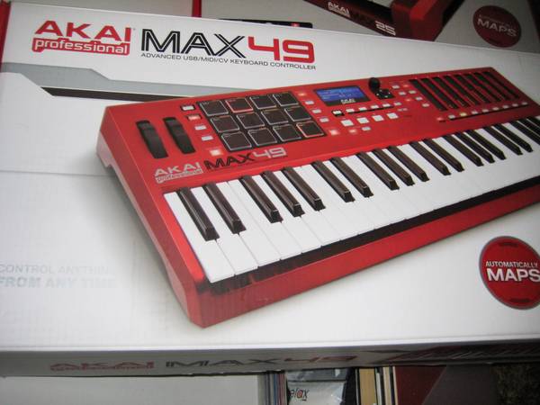 Photo AKAI MAX49 MIDI KEYBOARD CONTROLLER NEW (MPK) $275