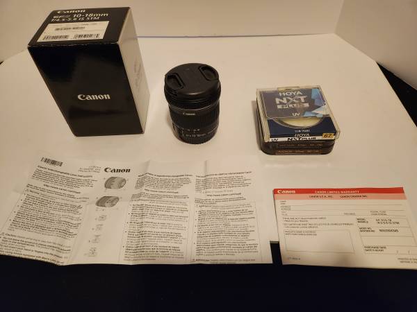 Photo Canon EF-S 10-18 mm F4.5-5.6 IS STM Ultra Wide Zoom Lens $225
