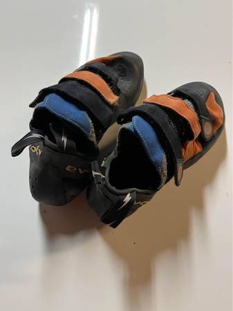 Photo Evolv Shaman Rock Climbing Shoes, Mens Size 11.5 (run small) $30