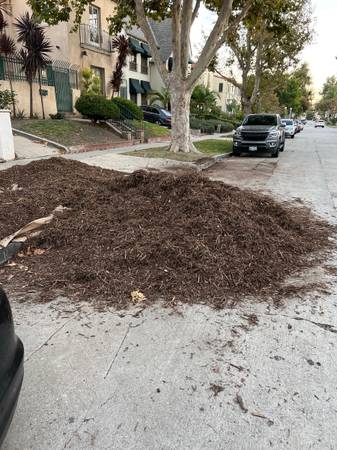 FREE Organic Mulch and Small River Stones