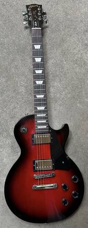 Photo Gibson Les Paul Studio Limited-Edition Electric Guitar Black Cherry $904