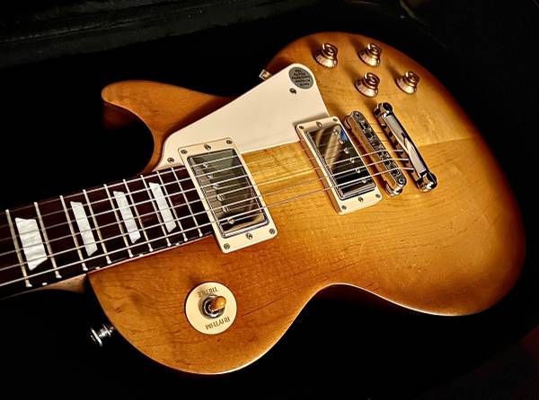 Gibson Les paul honeyburst brand new $1,300