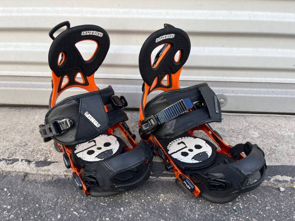 Photo Gnu Mutant step-in snowboard bindings MENS MEDIUM orange black $240