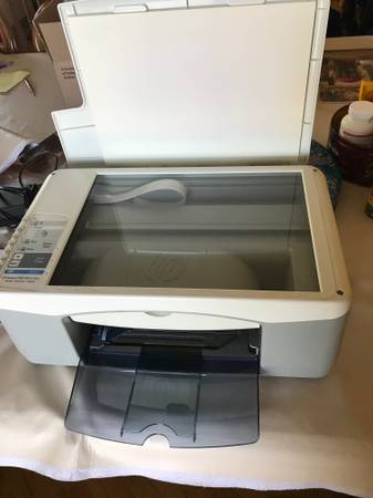 Photo HP Deskjet F380 All-in-One PrinterScannerCopier $140