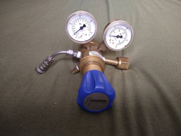 Photo Harris Specialty Gases Two-Stage Gas Regulator HP722-125-350-C $150