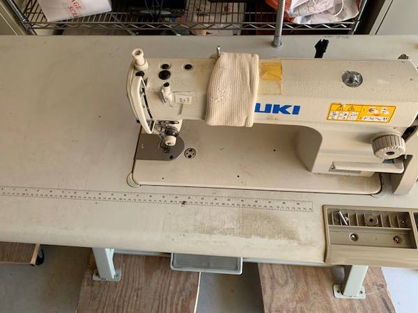 Photo Juki DDL-8300N Mechanical Sewing Machine $250