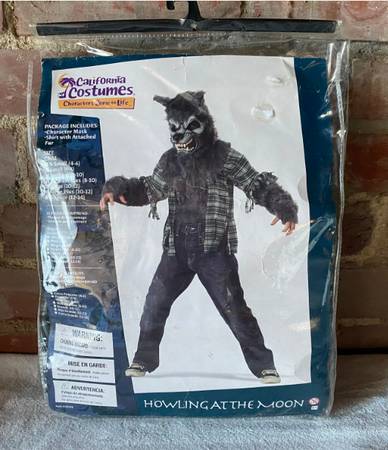 Photo Kids Howling at the Moon Gray Wolf Costume $25