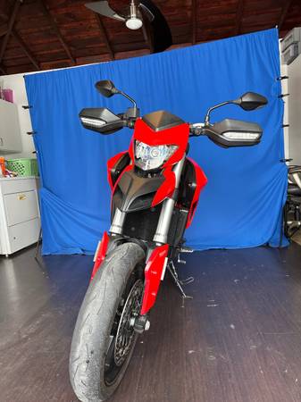 Photo Like New 2017 Ducati Hypermotard $9,700
