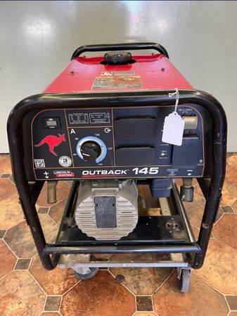 Photo Lincoln Electric Outback 145 WelderGenerator 9.5 HP Kohler Engine 4750W Low Hrs $2,800