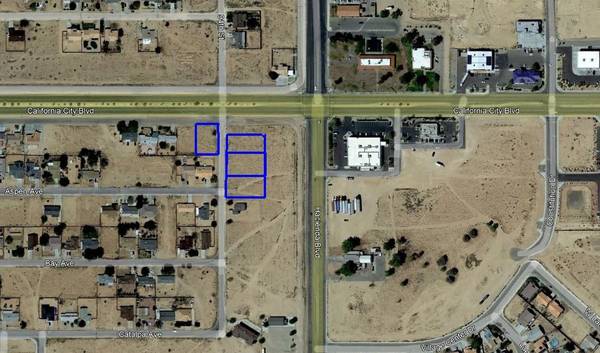 Photo MAIN STREET COMMERCIAL CORNER LAND . ZONE C 3 . And 3 More Lots $110K $45,000