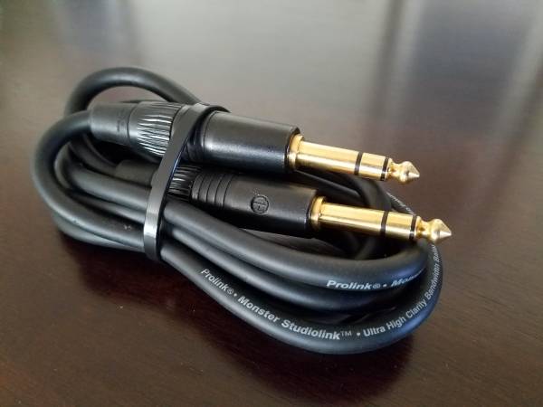 Photo MONSTER 6Ft GOLD TRS TO TRS(14) CABLE $30