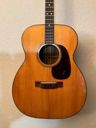 Photo Martin Tenor Guitar 0-18T 1957, excellent $2,000