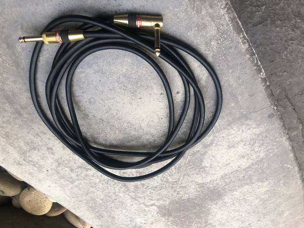 Photo Monster Cable Performer 500 Monster Rock Low Noise Inst Cable $40