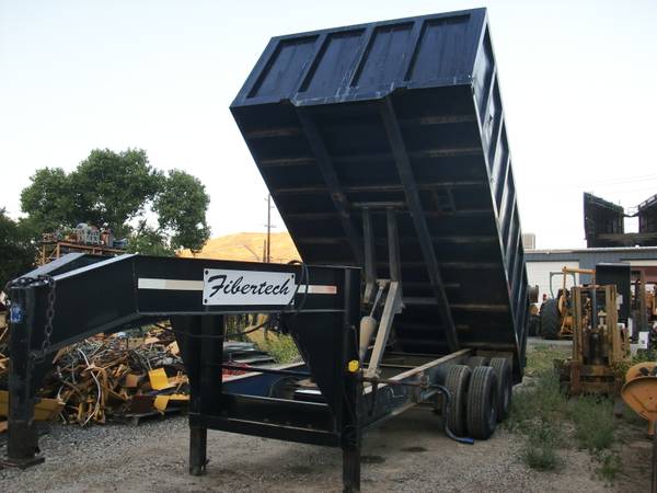 Photo NATIONAL 5TH WHEEL HYDRAULIC DUMP TRAILER $12,300