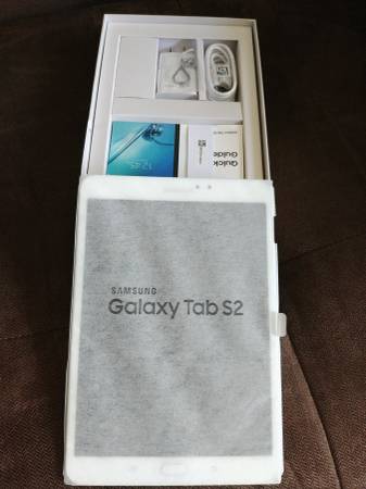 New Samsub S2 tablet 8.0 in white  Gold $295