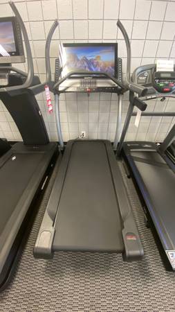 Photo Nordic Track X32 treadmill $3,799