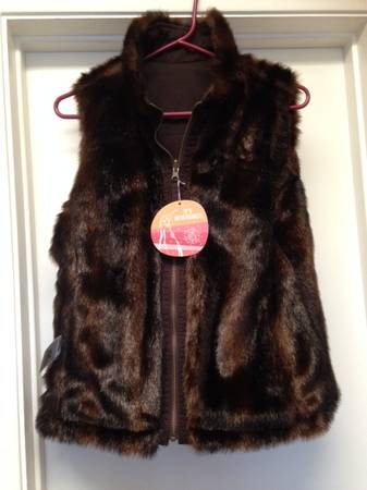 OLD NAVY BROWN REVERSIBLE FAUX FUR VEST Sz SMALL New w TAGS $45 $35