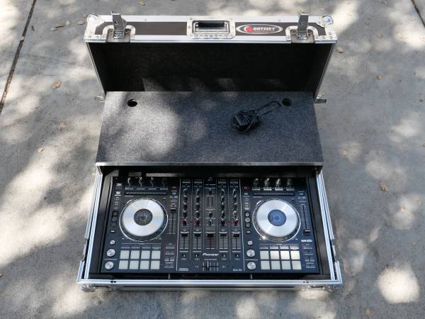 Photo Pioneer DDJ-SX 4-Channel Serato DJ Controller  Odyssey Case $600