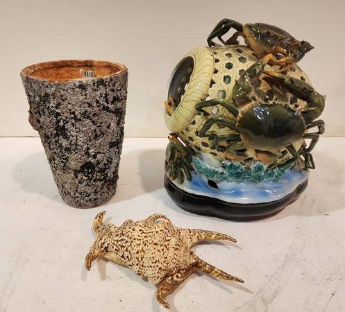 Porcelain Sea Crabs Sculpture Basket, Sea shell Harpago $50