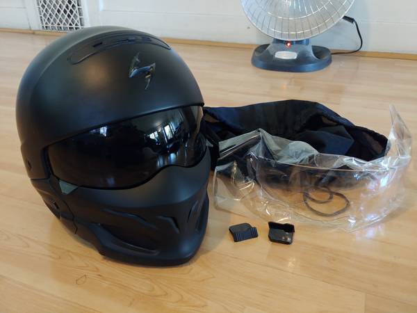 Photo ScorpionExo Covert Black Helmet (Matte Black, Small) - OBO $200