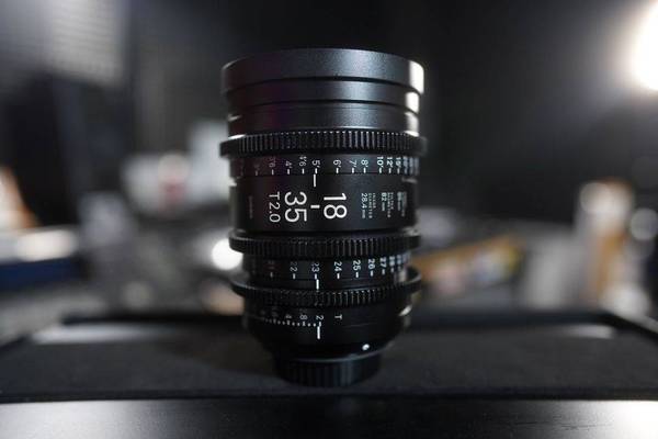 Photo Sigma Cinema 18-35mm T2 High-Speed Zoom Lens (Canon EF) $2,800