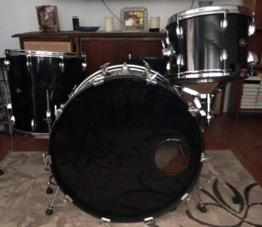 Photo Slingerland 70s Era 5ply Shell Drums $500