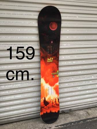 Photo Snowboard Mervin Lib Tech Attack Banana 159 $440